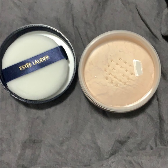 Estée Lauder Lucidity Translucent Powder 01 Light - Picture 7 of 7